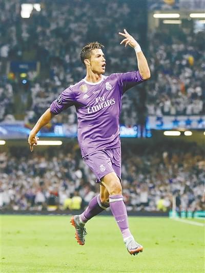 严俊君身后 严俊君身后